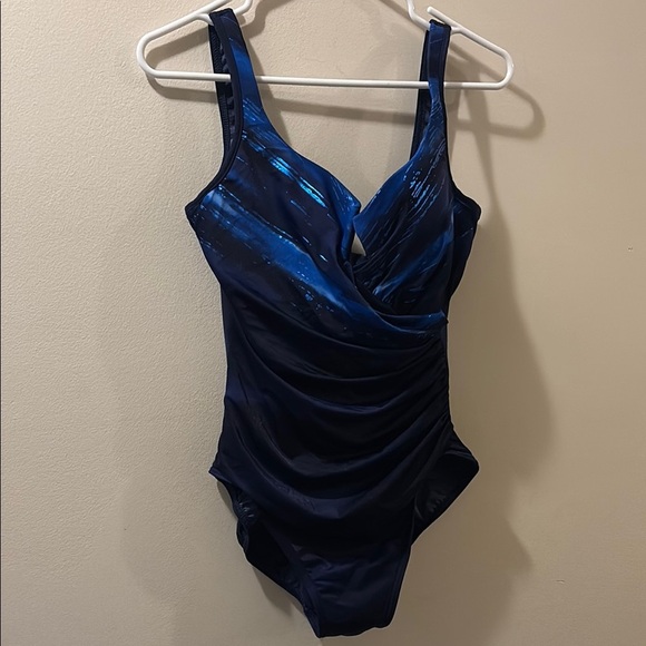 Miraclesuit blue and Blue One Piece Swimsuit - size 16 - great condition - Picture 1 of 6